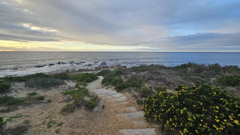 3 Bedroom Property for Sale in Sandy Point Western Cape